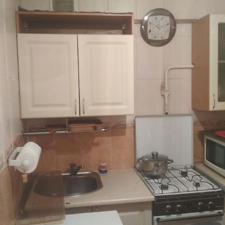 Уютная 1 комнатная квартира возле метро Дарница Киев Экстерьер фото