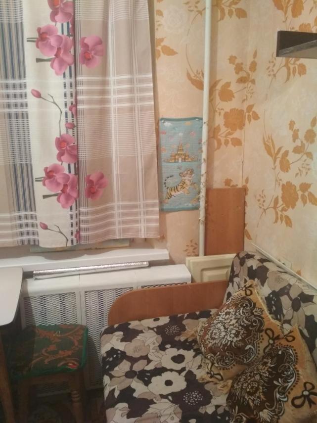 Уютная 1 комнатная квартира возле метро Дарница Киев Экстерьер фото